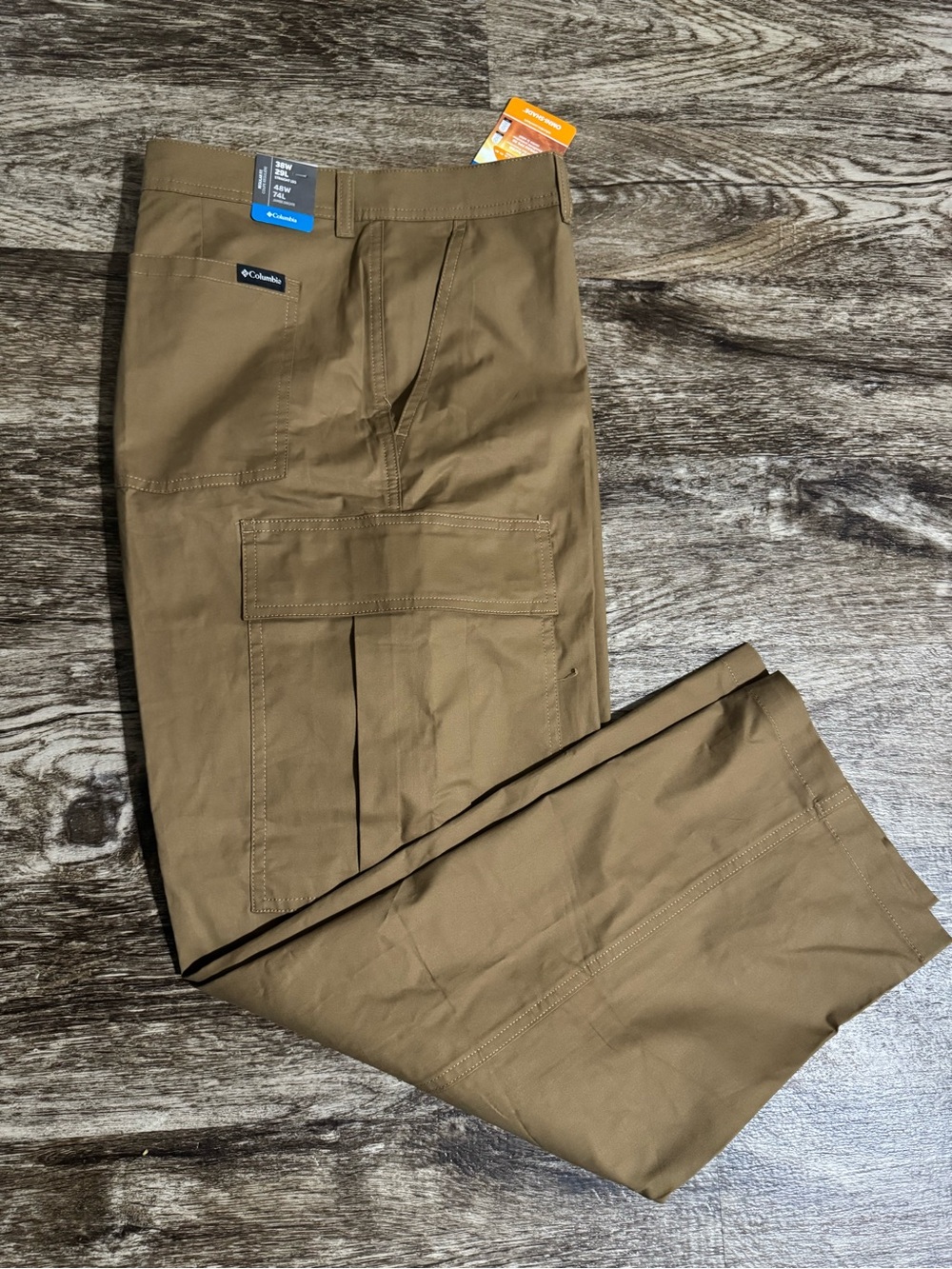 Columbia Men's Tan Cargo Pants